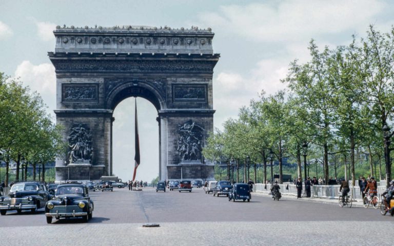 France-Arc de Triomphe-OuR30IIMHBI-Photo by Les Anderson on Unsplash
