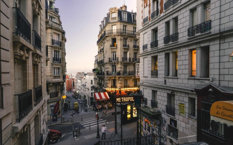 France-Montmartre-Paris-UO02gAW3c0c-Photo by JOHN TOWNER on Unsplash